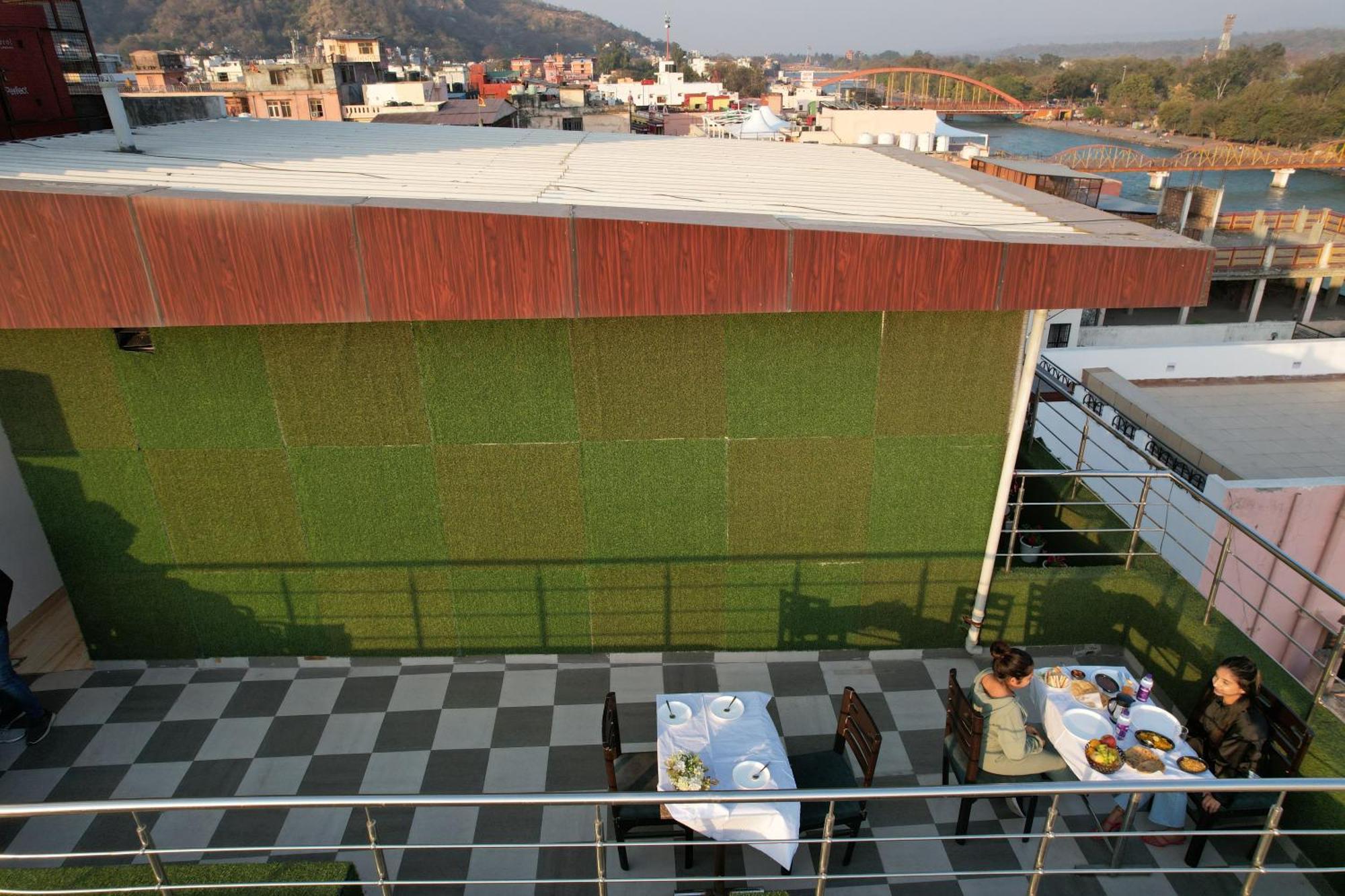 Perfectstayz Premium @Harkipauri Road Haridwār Exterior foto
